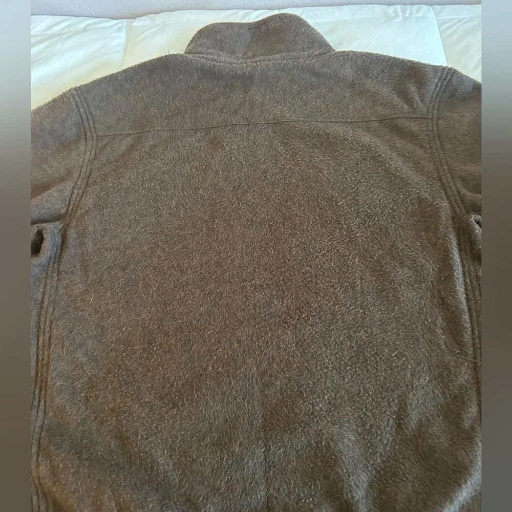 J. Peterman Brown Fleece 1/4 Zip  Pockets Men’s Size Small - Picture 7 of 11